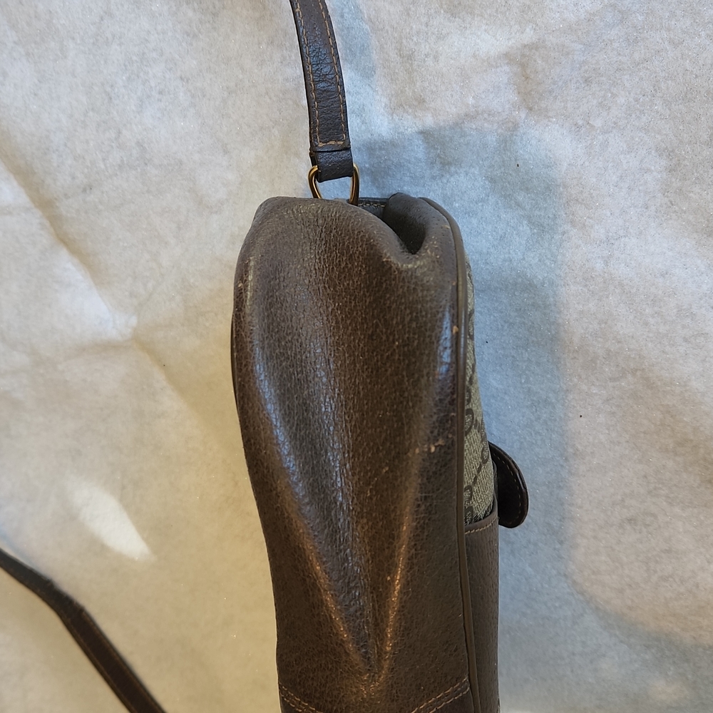 Beautiful authentic vintage Gucci bag - Picture 8 of 15